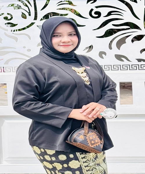 Emmia Tambarta S.P., M.Si